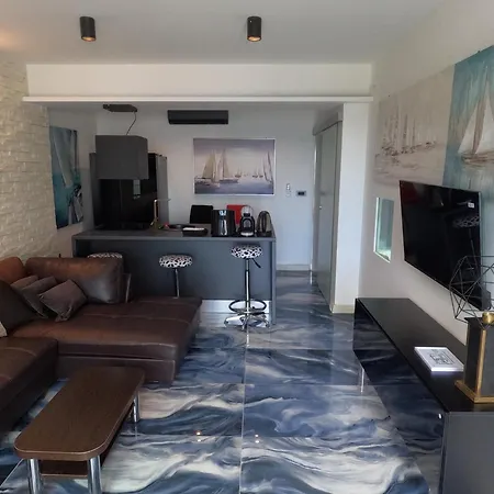 Allegra Villa